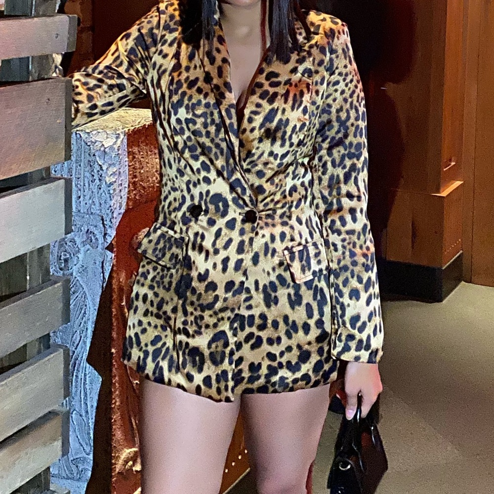 MISSGUIDED 2 piece leopard set!